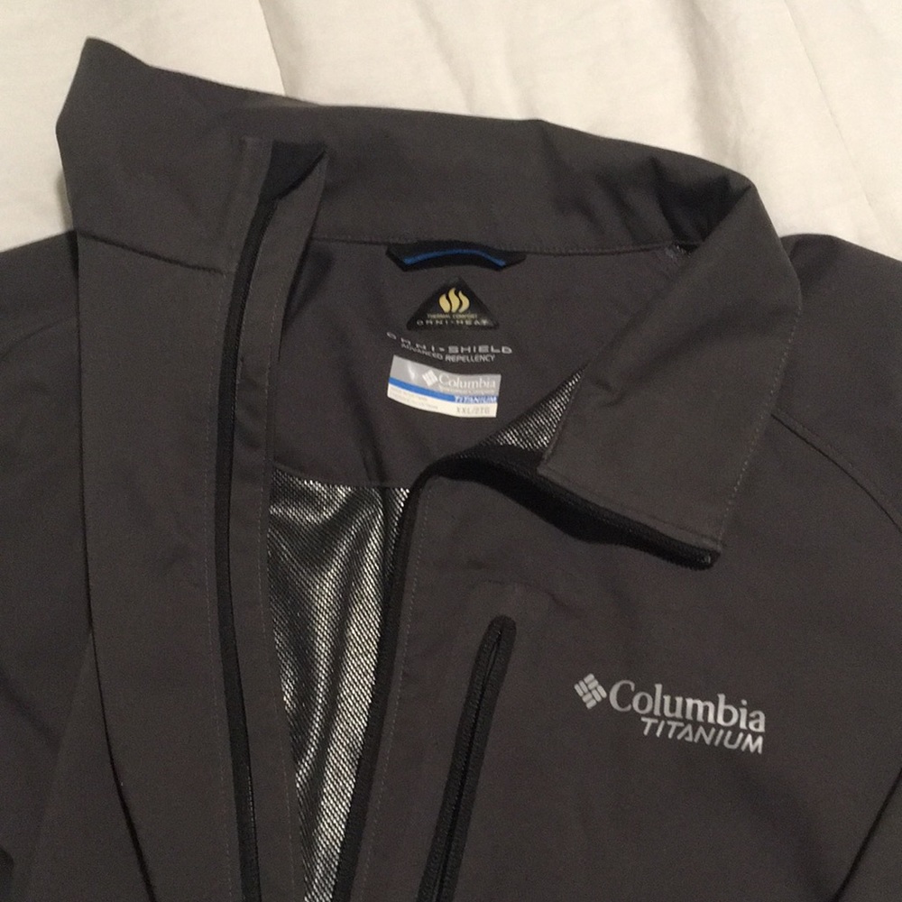 Men’s Columbia Titanium Sawyer Creek Softshell